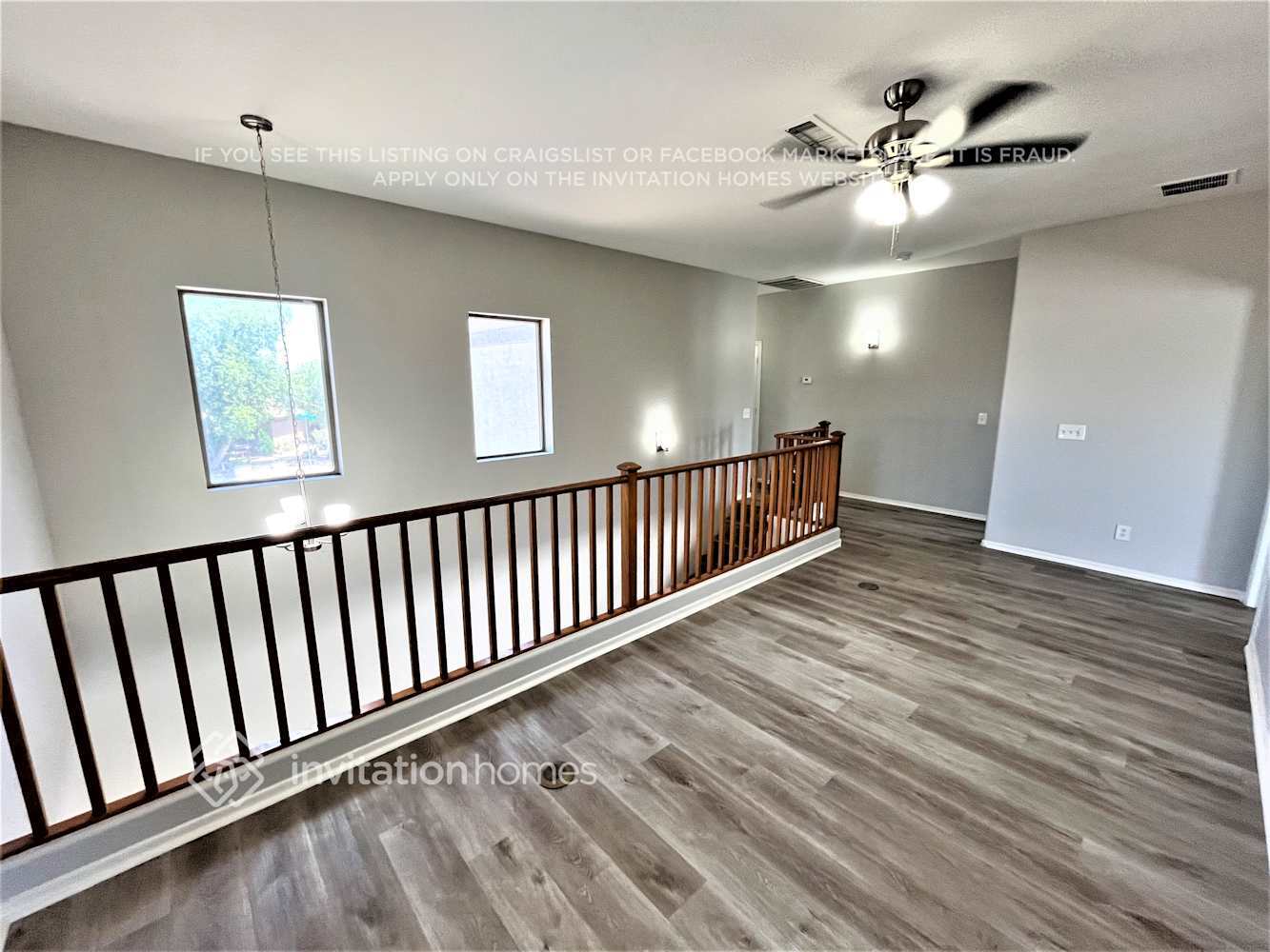 Building Photo - 13050 W Larkspur Rd