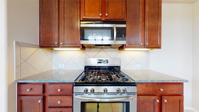 Building Photo - 3818 St Simon Manor Dr