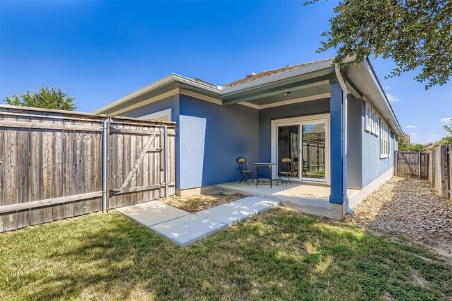 Building Photo - 2717 Grizzly Wy