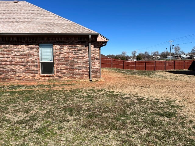 Building Photo - 394 NE Simmons Cir