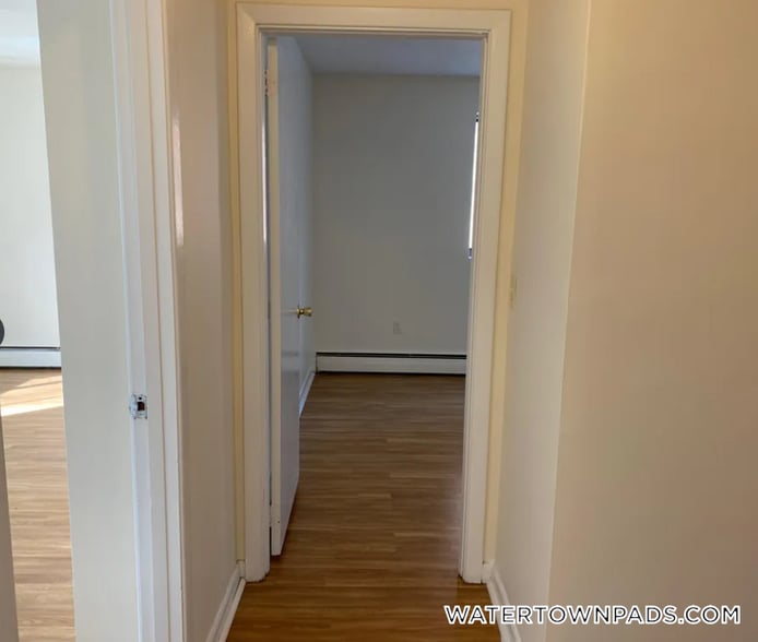 Building Photo - 245 Main St