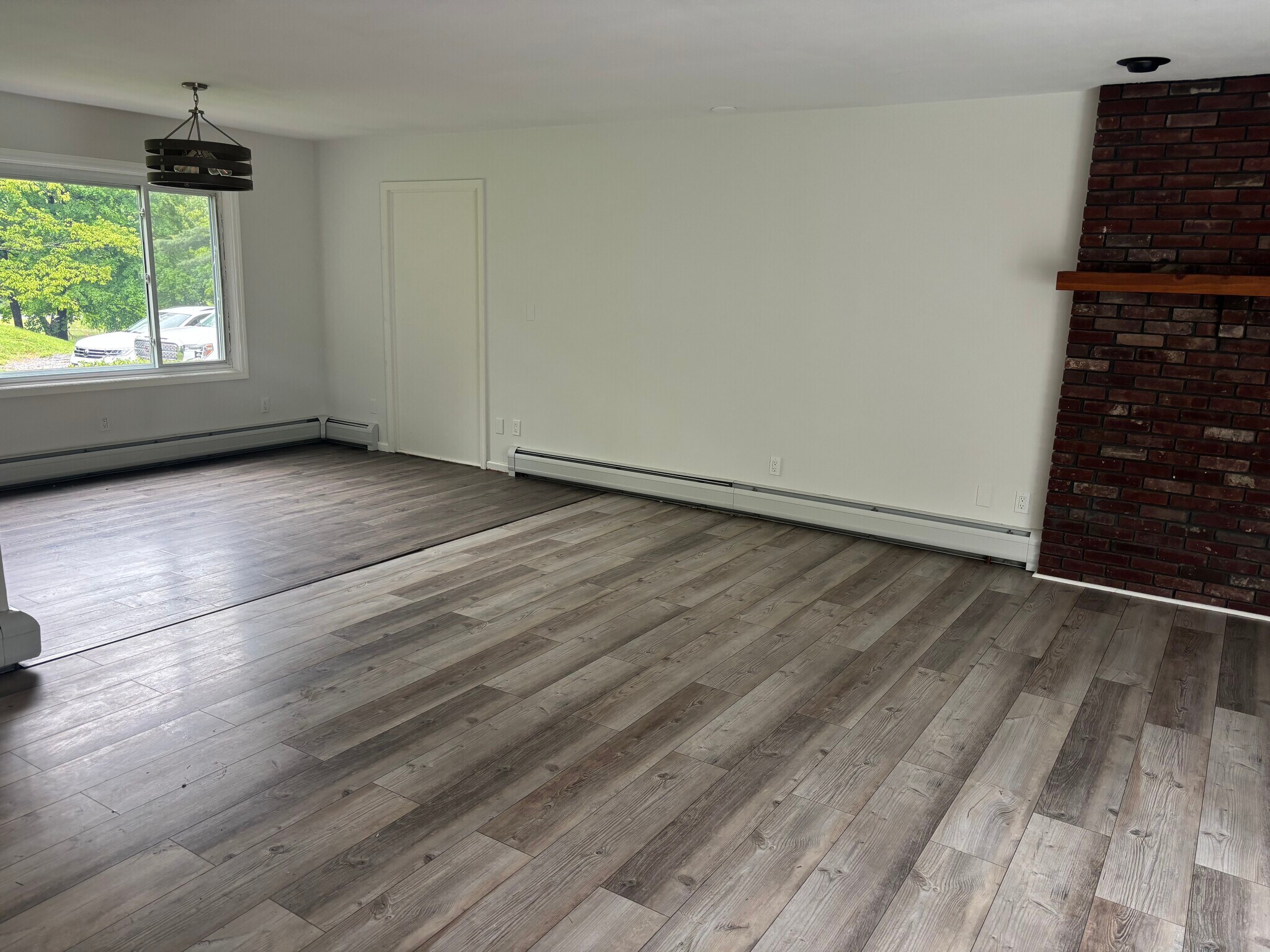 Building Photo - 412 Ruskey Ln