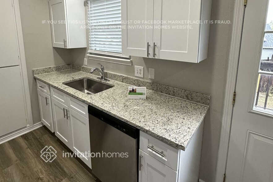 Building Photo - 5004 S Richfield Cir