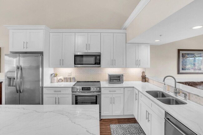 Building Photo - 801 Seafarer Cir