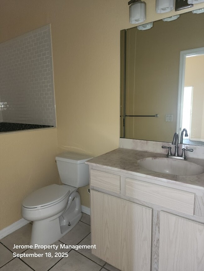 Building Photo - 5011 Sunridge Palms Dr