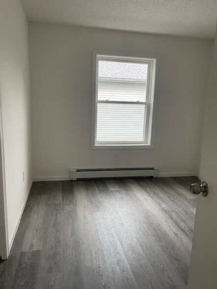 Building Photo - 23 Dewitt St