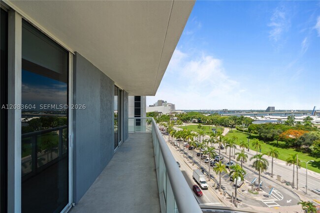 Building Photo - 50 Biscayne Blvd