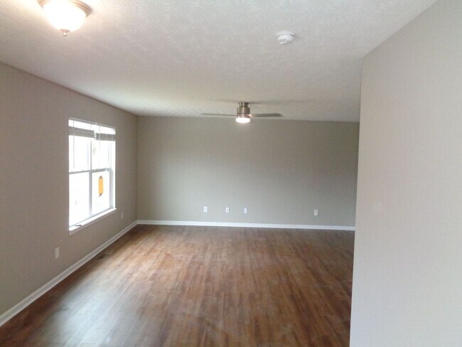 Building Photo - 3490 Hader Ave 4BR/2.5BA (Cincinnati)