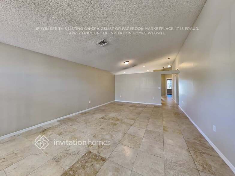 Building Photo - 3400 NW 78th Ave
