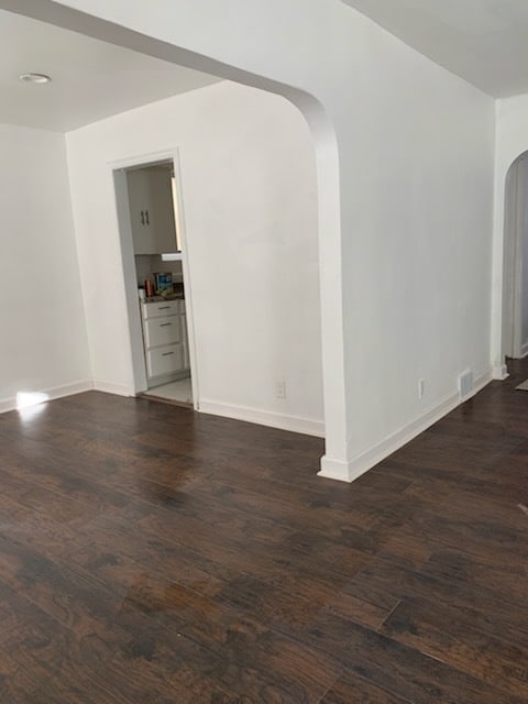 Building Photo - 13965 Mapleridge St