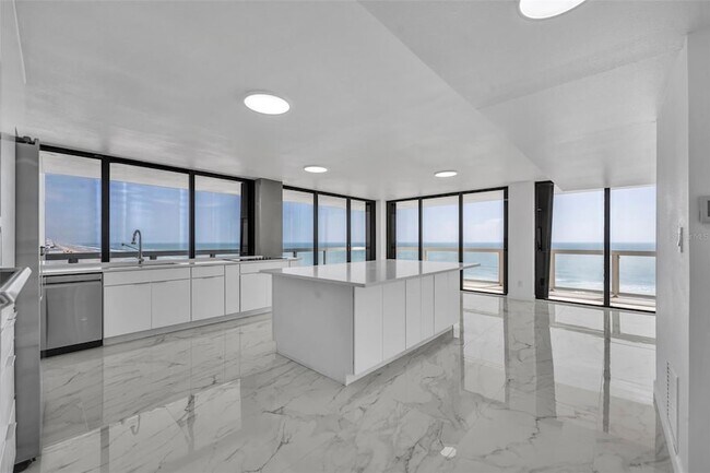 Building Photo - 3000 N Atlantic Ave
