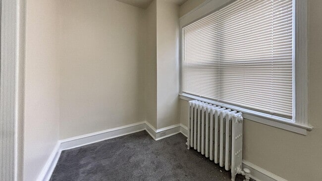 Building Photo - Beautiful 3 Bedroom Home for Rent wt Bonus...