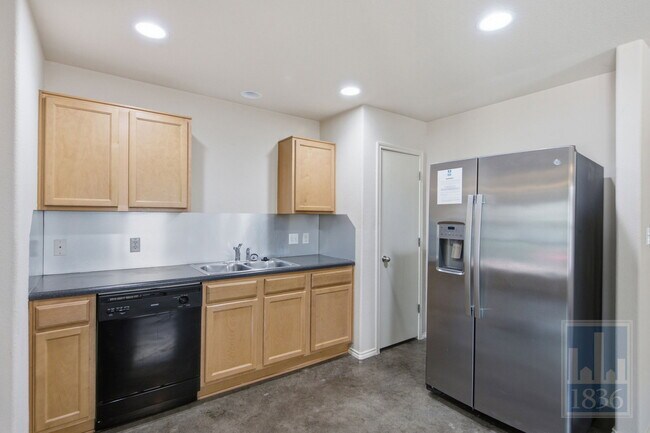 Building Photo - 4508 Felicity Ln