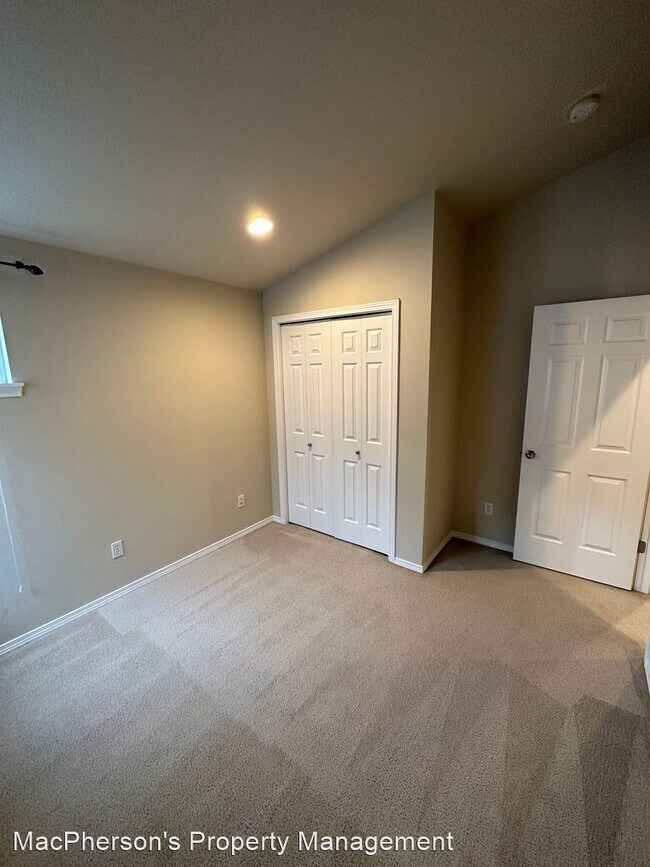 Building Photo - 3 br, 2 bath House - 8538 Midvale Ave N #B