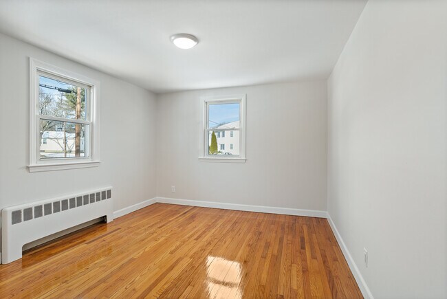 Building Photo - 13 Genetti St