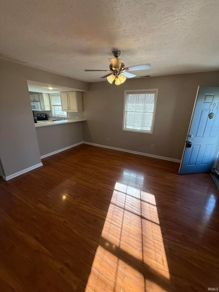 Building Photo - 791 E Sherwood Hills Dr