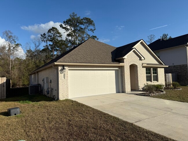 Building Photo - 24422 Dawson Ct