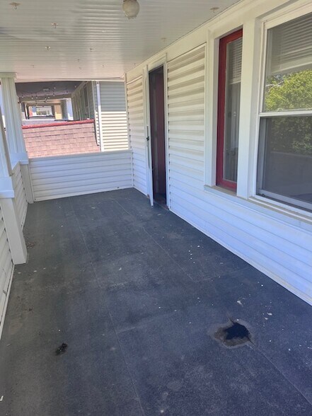 Primary Photo - 2205 Edgewood Rd