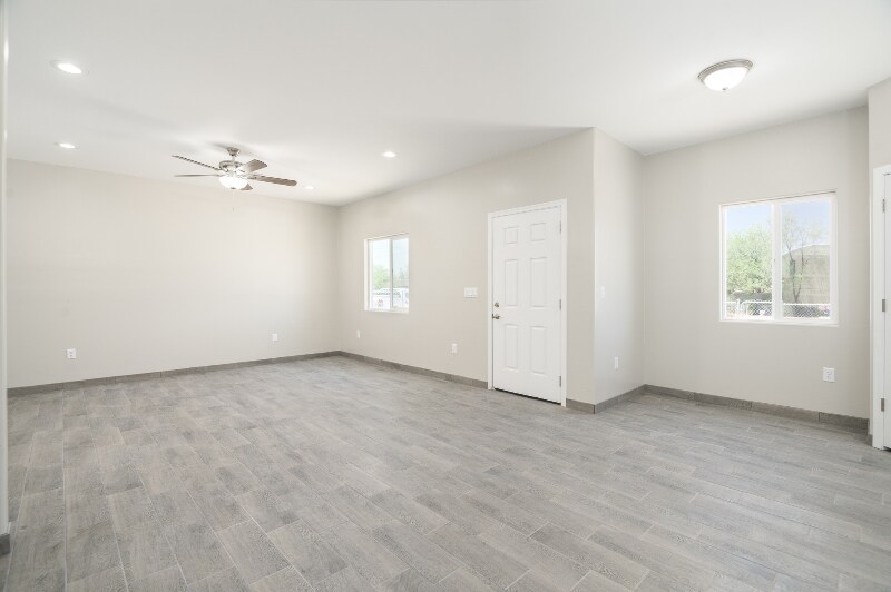 Building Photo - 1222 N 13th Ave