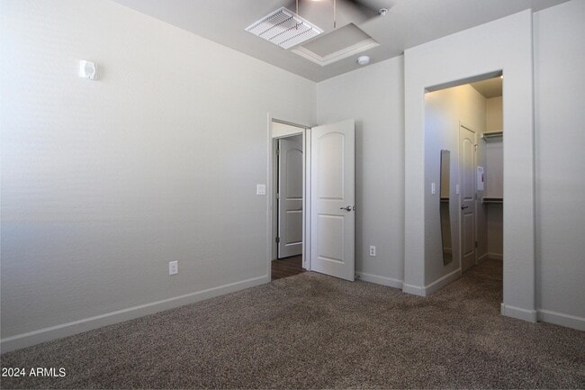 Building Photo - 240 W Juniper Ave