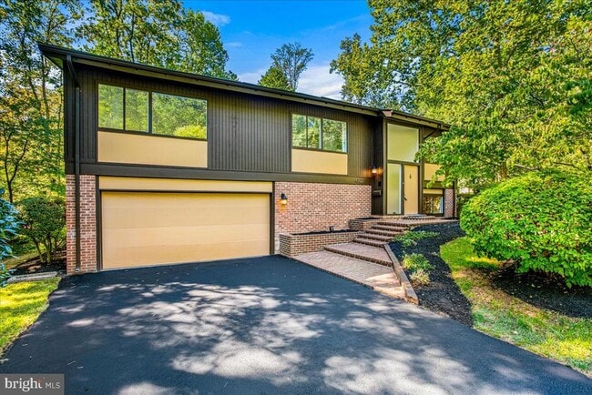 Building Photo - 4302 Wakefield Dr