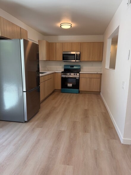 Building Photo - 2232 E Joana Dr