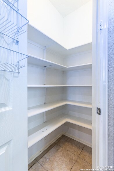 Building Photo - 12606 Texas Gold