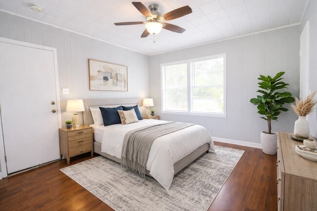 Building Photo - 2727 Nelga Rd