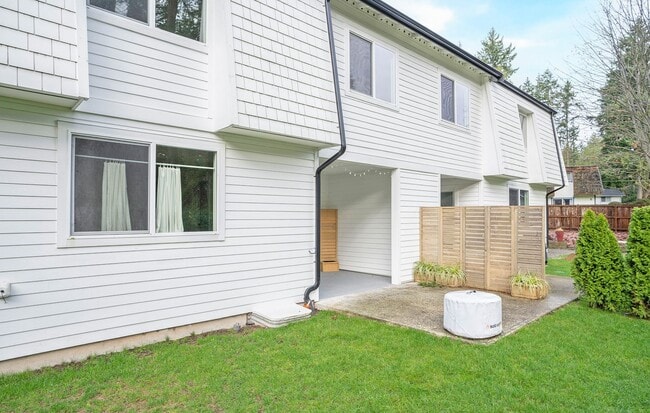 Building Photo - Updated Gig Harbor Duplex with Outdoor Space