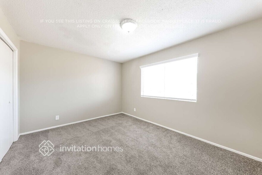 Building Photo - 3316 W Orchid Ln