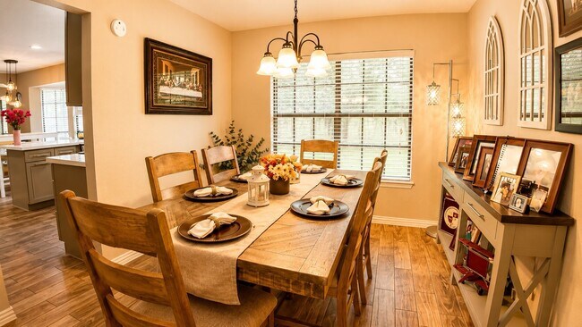 Building Photo - 20434 Blue Juniper Dr