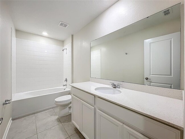 Building Photo - 16436 Fernridge St