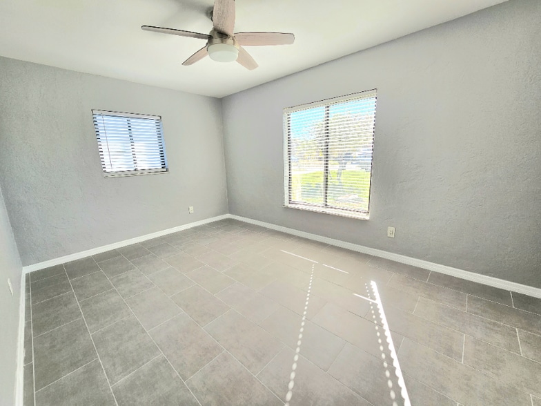 Building Photo - 5301 17th St N