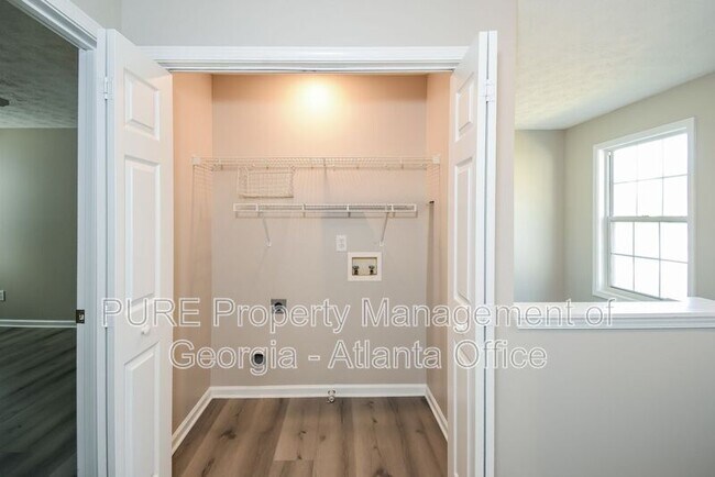 Building Photo - 179 Weatherstone Dr