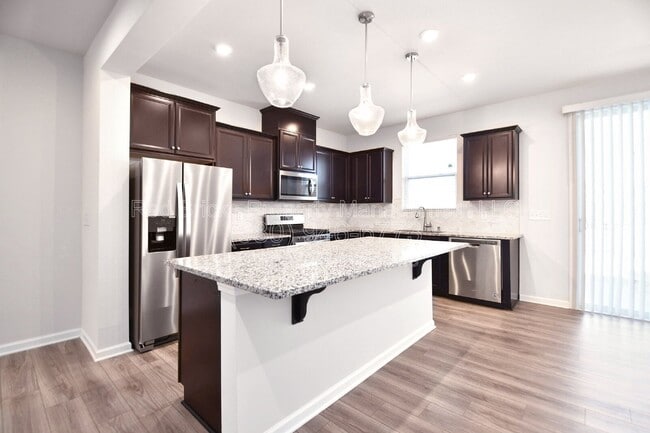 Building Photo - 1227 Southern Sugar Dr