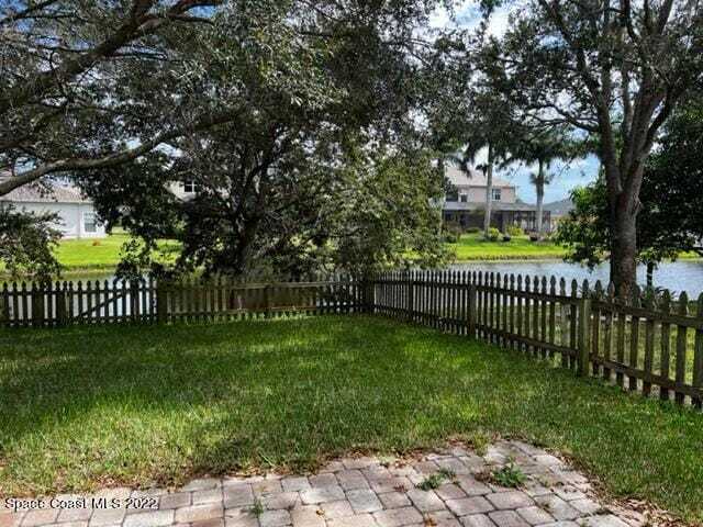 Building Photo - 4077 Four Lakes Dr