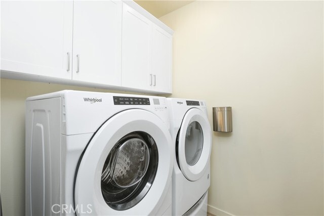 Building Photo - 166 Novel