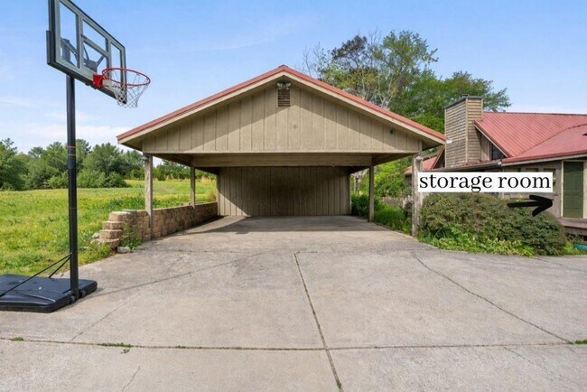 Building Photo - 6780 Johnson Rd