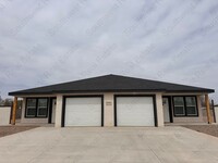Building Photo - 2741 Aldrich Rd