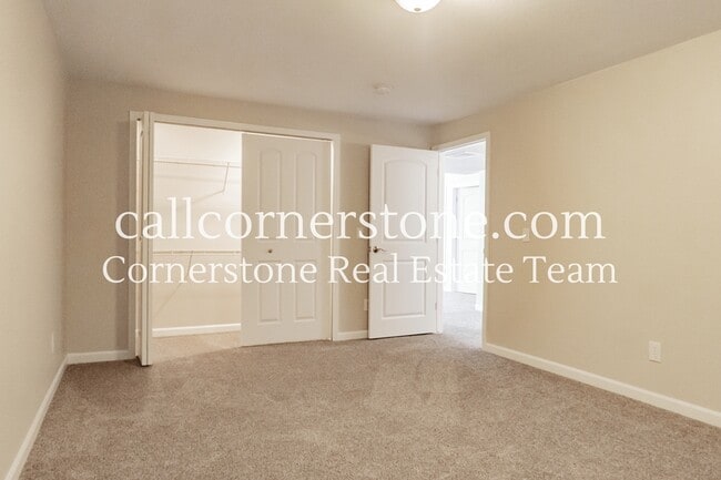 Building Photo - 6434 Cool Mountain Dr