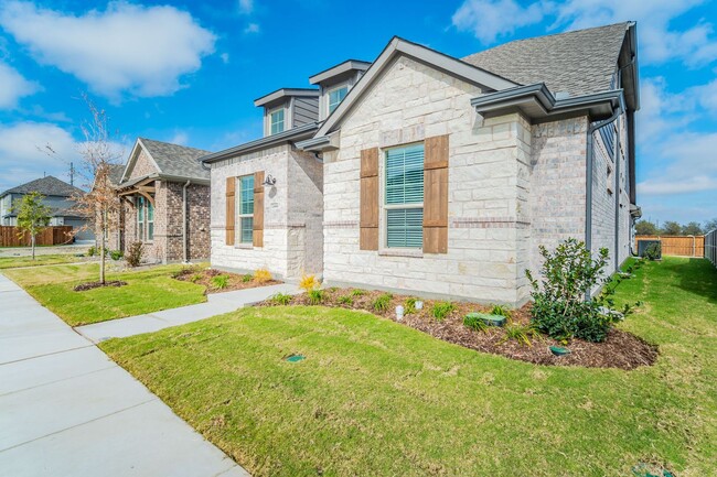 Building Photo - Imagine living in beautiful master planned...