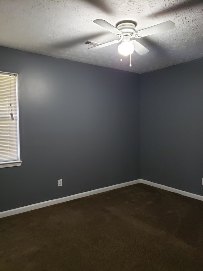 Building Photo - A place to call HOME 4 BR 2 BA