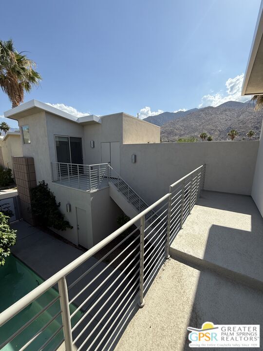 Building Photo - 938 Oceo Cir S