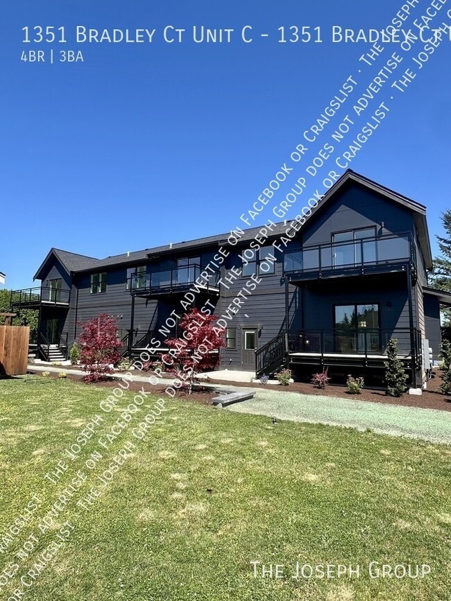 Building Photo - 1351 Bradley Ct