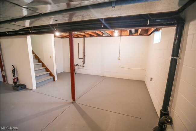 Building Photo - 4823 Elizabeth Ln