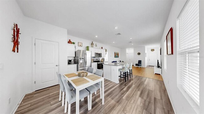 Building Photo - 35529 Buttonweed Trl