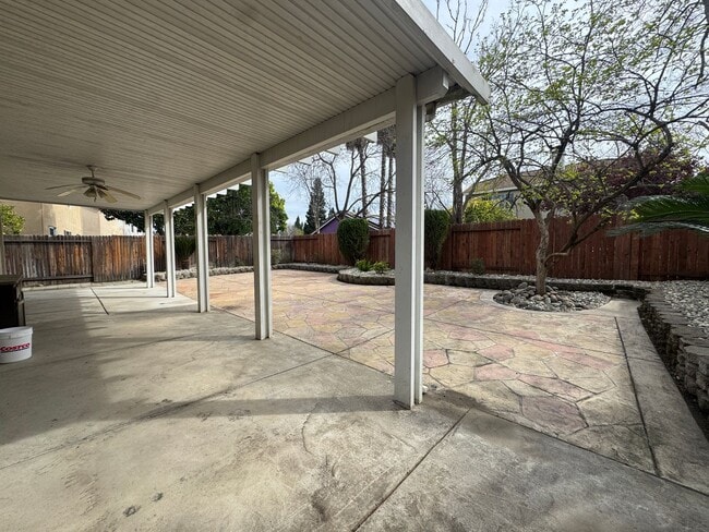 Building Photo - Wow! Lovely 4-Bedroom, 3-Bath Home with Solar Panels – Save on Your SMUD Bill!