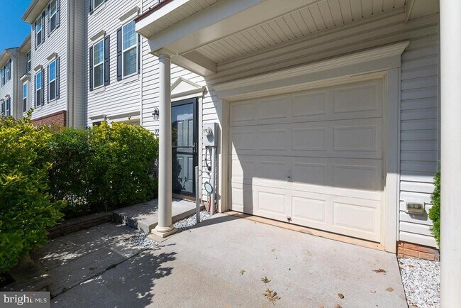 Building Photo - 7706 Timbercross Ln