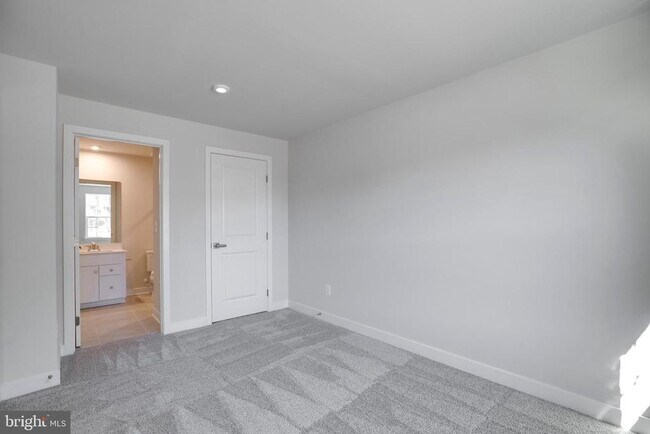 Building Photo - 4504 Dandelion Lp