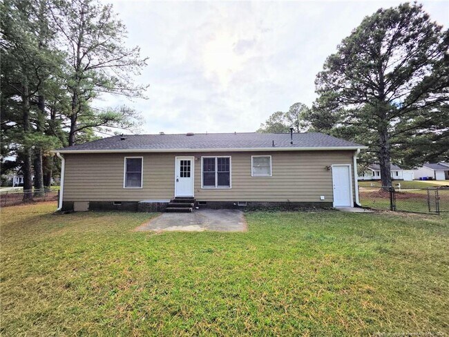 Building Photo - 1179 Butterwood Cir